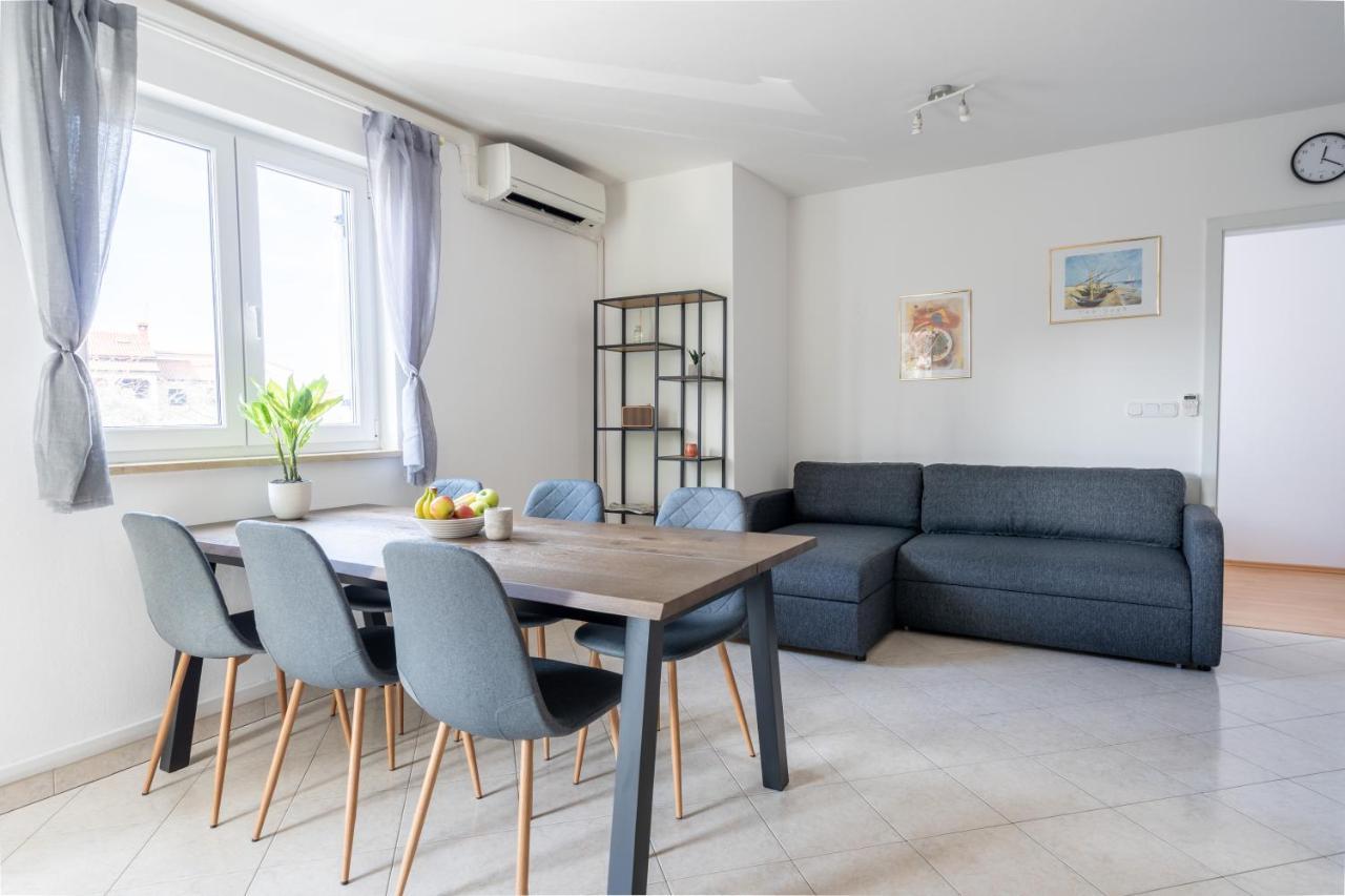 Charmante Wohnung Fusslaeufig Zum Meer In Funtana Exteriér fotografie